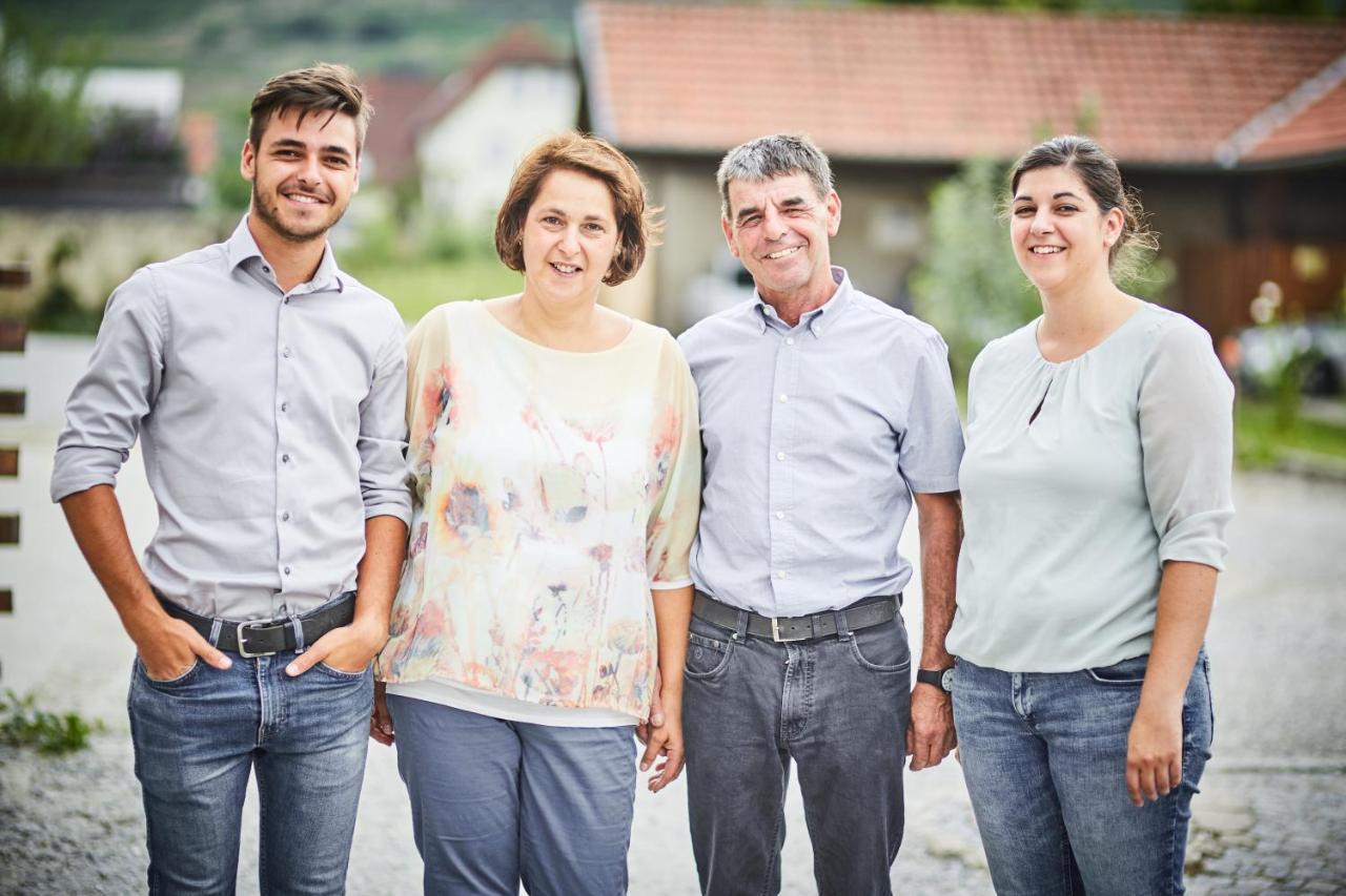 Schmankerl Und Gast Rohrendorf bei Krems Exterior foto
